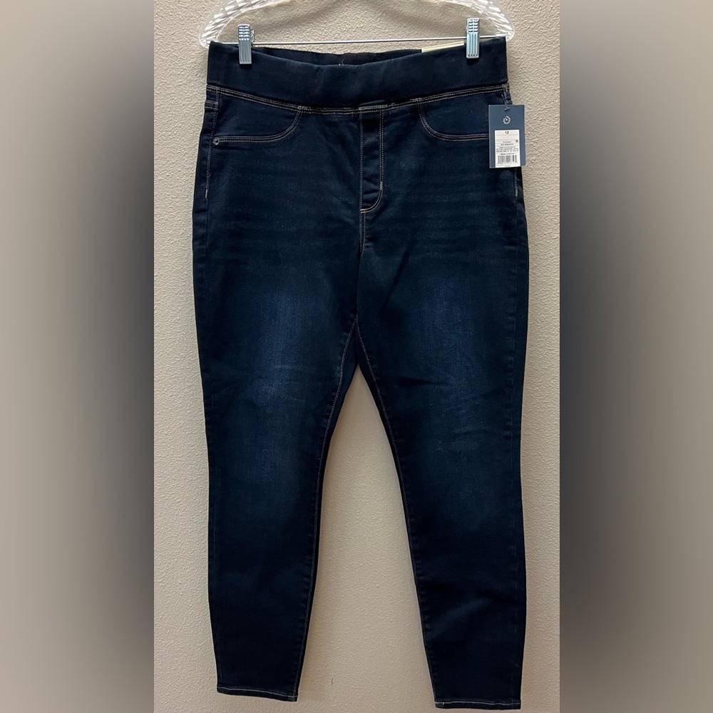 Universal Thread _ NEW With Tags - Size 12 - Dark Wash Stretch Jeggings - Navy
